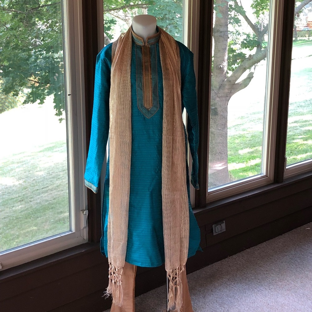 Men’s Kurta Teal and Gold Silk Rayon Blend.